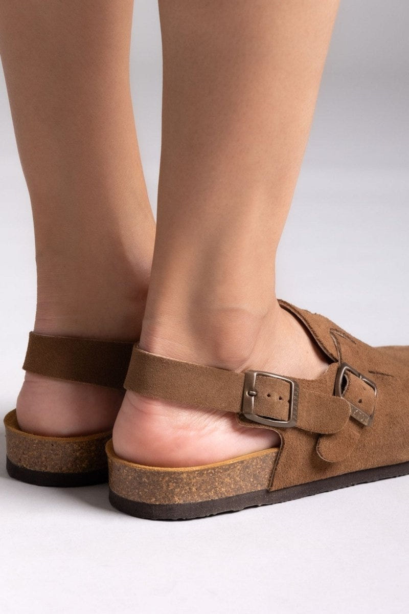 Clogs καστόρινα με λουράκι Plakton 181546 - Ταμπά - thefashionproject.gr - Plakton