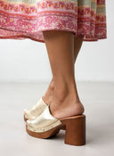 Clogs με χρυσά τρουκς Erynn - Χρυσό - thefashionproject.gr - ERYNN
