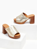 Clogs με χρυσά τρουκς Erynn - Χρυσό - thefashionproject.gr - ERYNN