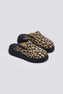 Clogs ponyskin flatforms με print Iris - Leopard - thefashionproject.gr - IRIS