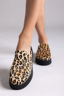 Clogs ponyskin flatforms με print Iris - Leopard - thefashionproject.gr - IRIS