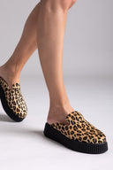 Clogs ponyskin flatforms με print Iris - Leopard - thefashionproject.gr - IRIS