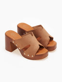 Clogs suede με τρουκς ERYNN - Τάουπε - thefashionproject.gr - ERYNN