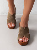 Clogs suede με τρουκς ERYNN - Χακί - thefashionproject.gr - ERYNN