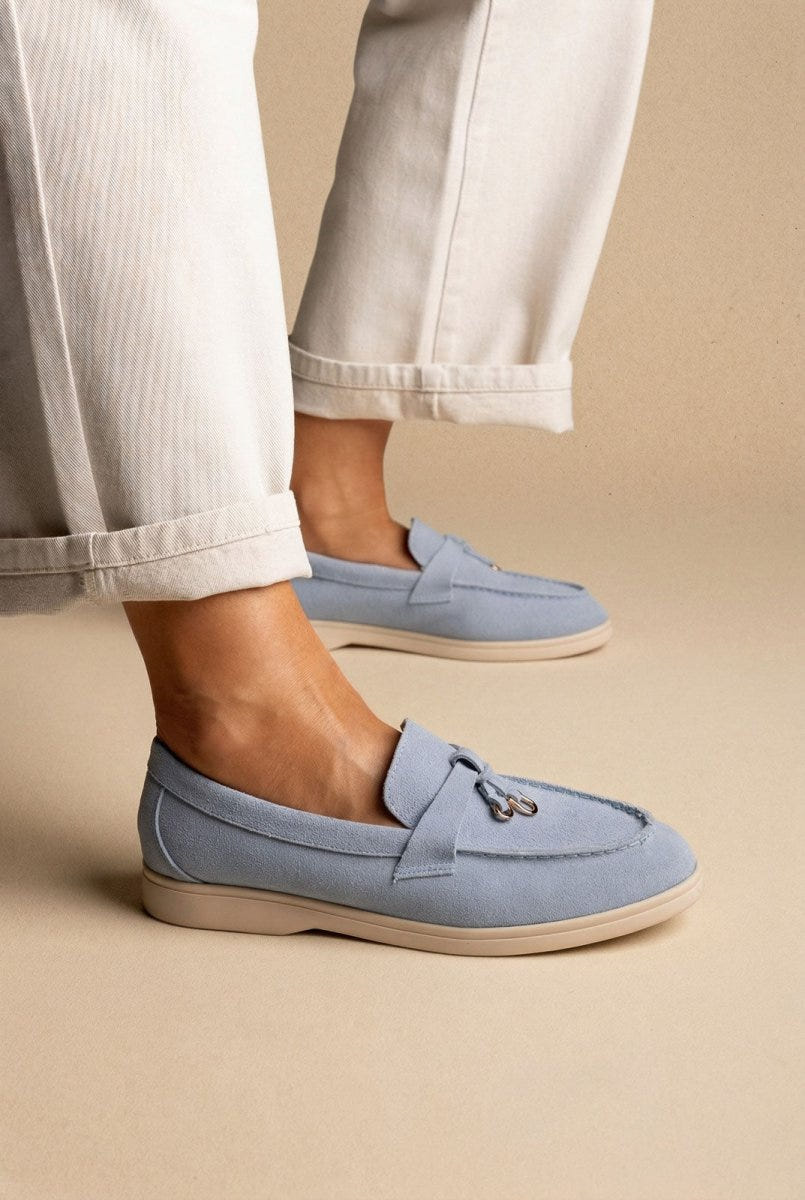 Ideal shoes - Comfort Loafers with Metal Detail - Light Blue Suede