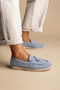 Ideal shoes - Comfort Loafers with Metal Detail - Light Blue Suede