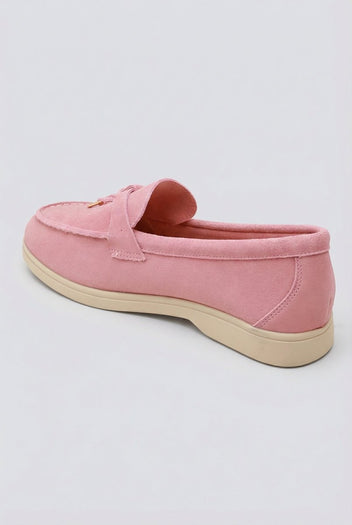 Ideal shoes - Comfort Loafers with Metal Detail - Pink Suede