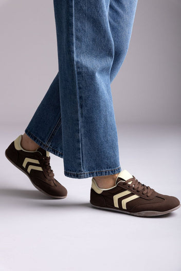 ERYNN - Comfort Low Top Sneakers - Brown Suede