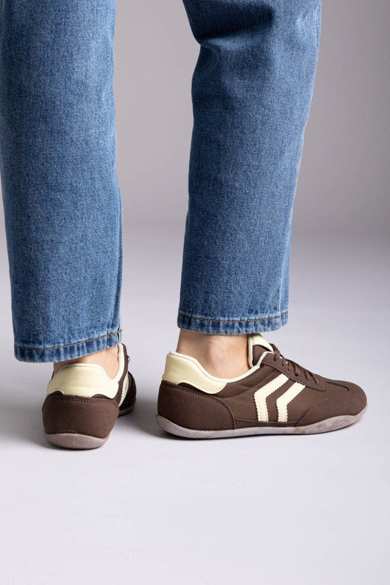 ERYNN - Comfort Low Top Sneakers - Brown Suede