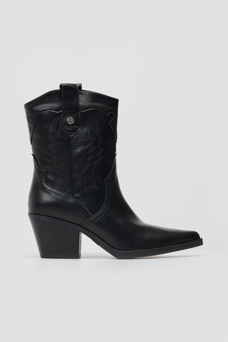Xti Footwear - Cowboy Ankle Boots - Black Matte