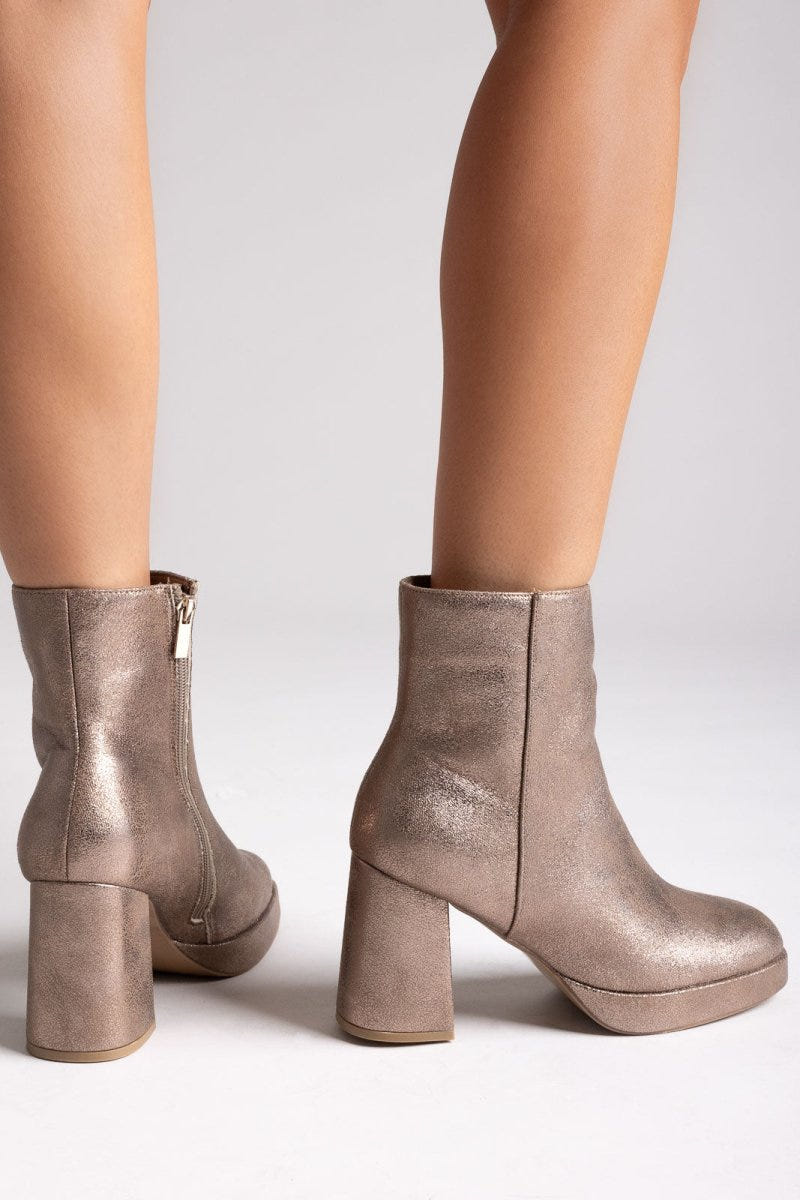 ERYNN Metallic Bronze Ankle Boots with Block Heel - Bronze Metallic - thefashionproject.gr - ERYNN