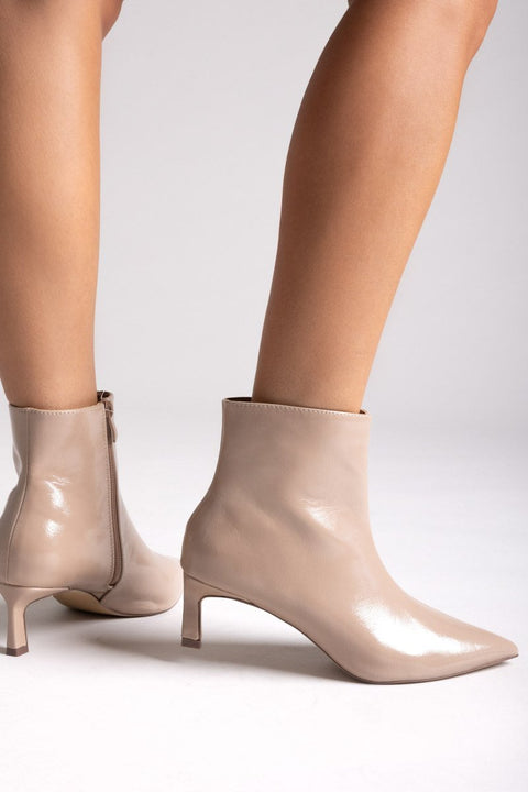Pointed Patent Ankle Boots with Low Heel - Beige Crinkled Patent