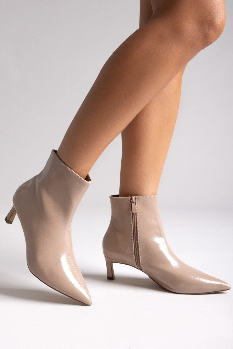 ERYNN Pointed Patent Ankle Boots with Low Heel - Beige Crinkled Patent - thefashionproject.gr - ERYNN