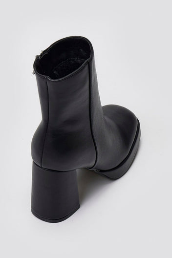 ERYNN Square - Toe Ankle Boots with Platform - Black Matte - thefashionproject.gr - ERYNN