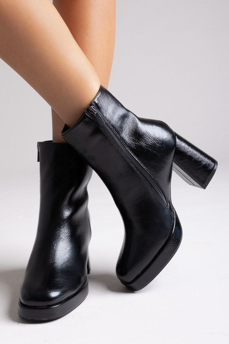 ERYNN Square - Toe Crinkled Patent Boots with Platform - Black Crinkled Patent - thefashionproject.gr - ERYNN