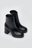 ERYNN Square - Toe Crinkled Patent Boots with Platform - Black Crinkled Patent - thefashionproject.gr - ERYNN