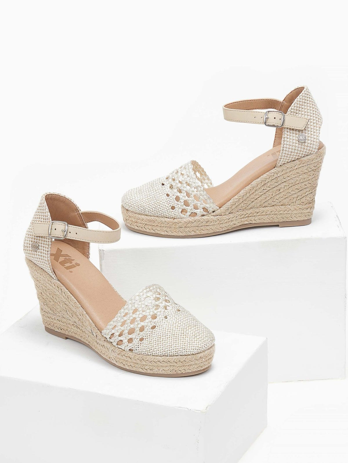 Εσπαντρίγιες platform με πλεκτό σχέδιο Xti 140959 - Μπεζ - thefashionproject.gr - Xti Footwear