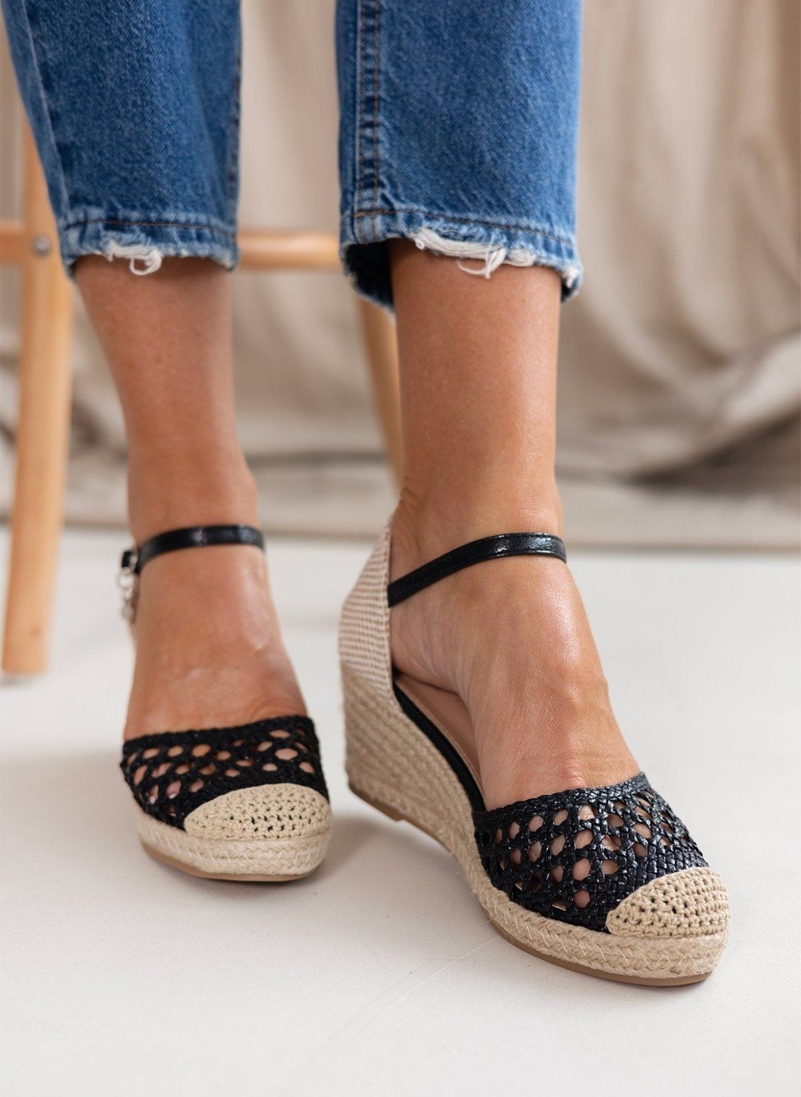 Εσπαντρίγιες platforms με πλεκτό σχέδιο Xti 142893 - Μαύρο - thefashionproject.gr - Xti Footwear