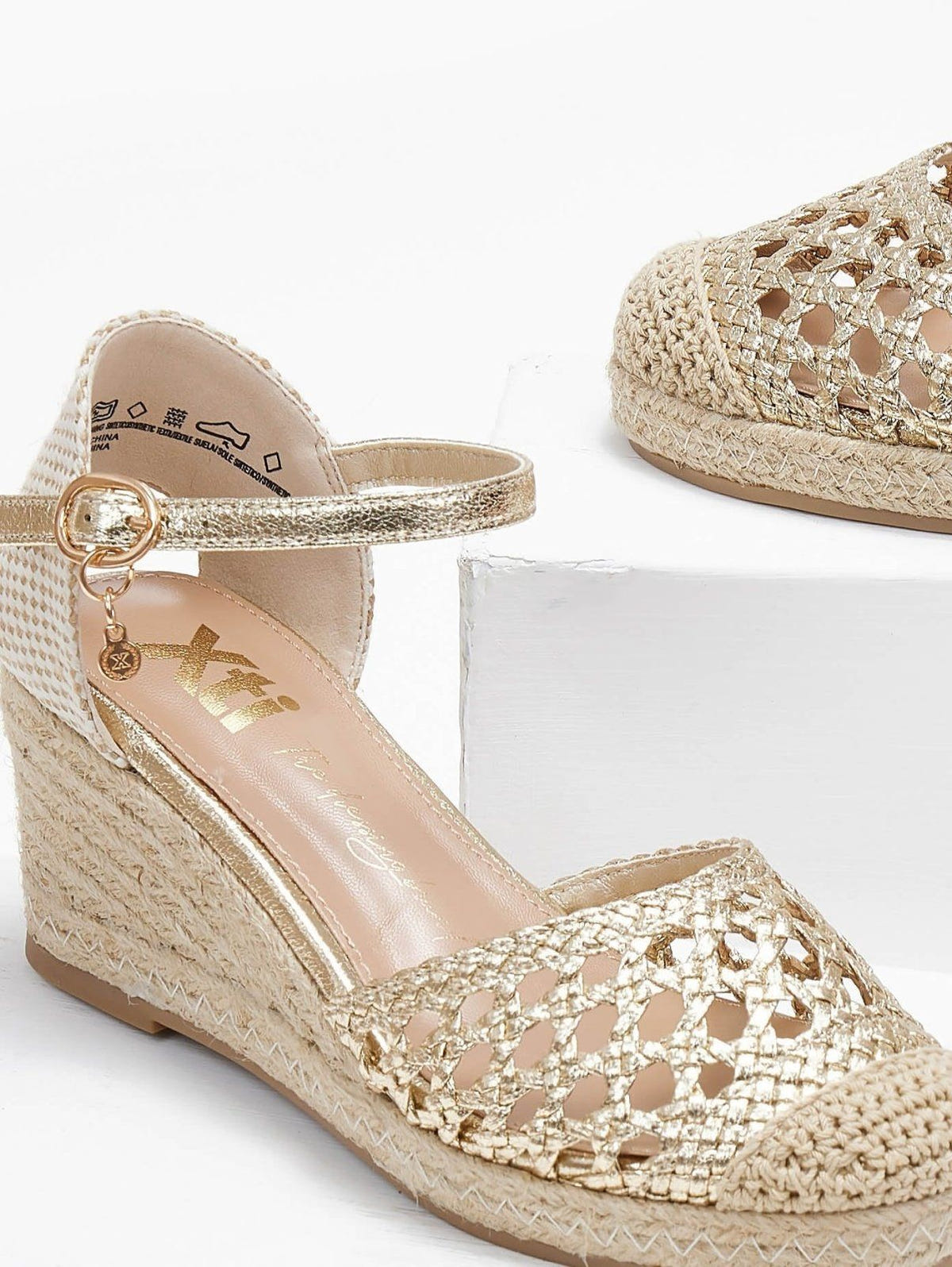Εσπαντρίγιες platforms με πλεκτό σχέδιο Xti 142893 - Χρυσό - thefashionproject.gr - Xti Footwear