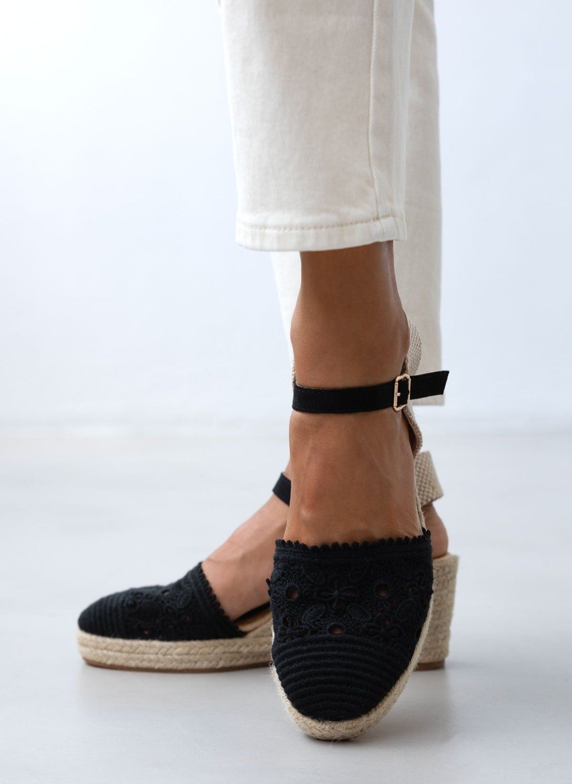 Εσπαντρίγιες platforms πλεκτές με μπαρέτα - Μαύρο - thefashionproject.gr - Alta Moda