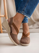 Εσπαντρίγιες platforms suede με λάστιχα - Καφέ - thefashionproject.gr - Medies