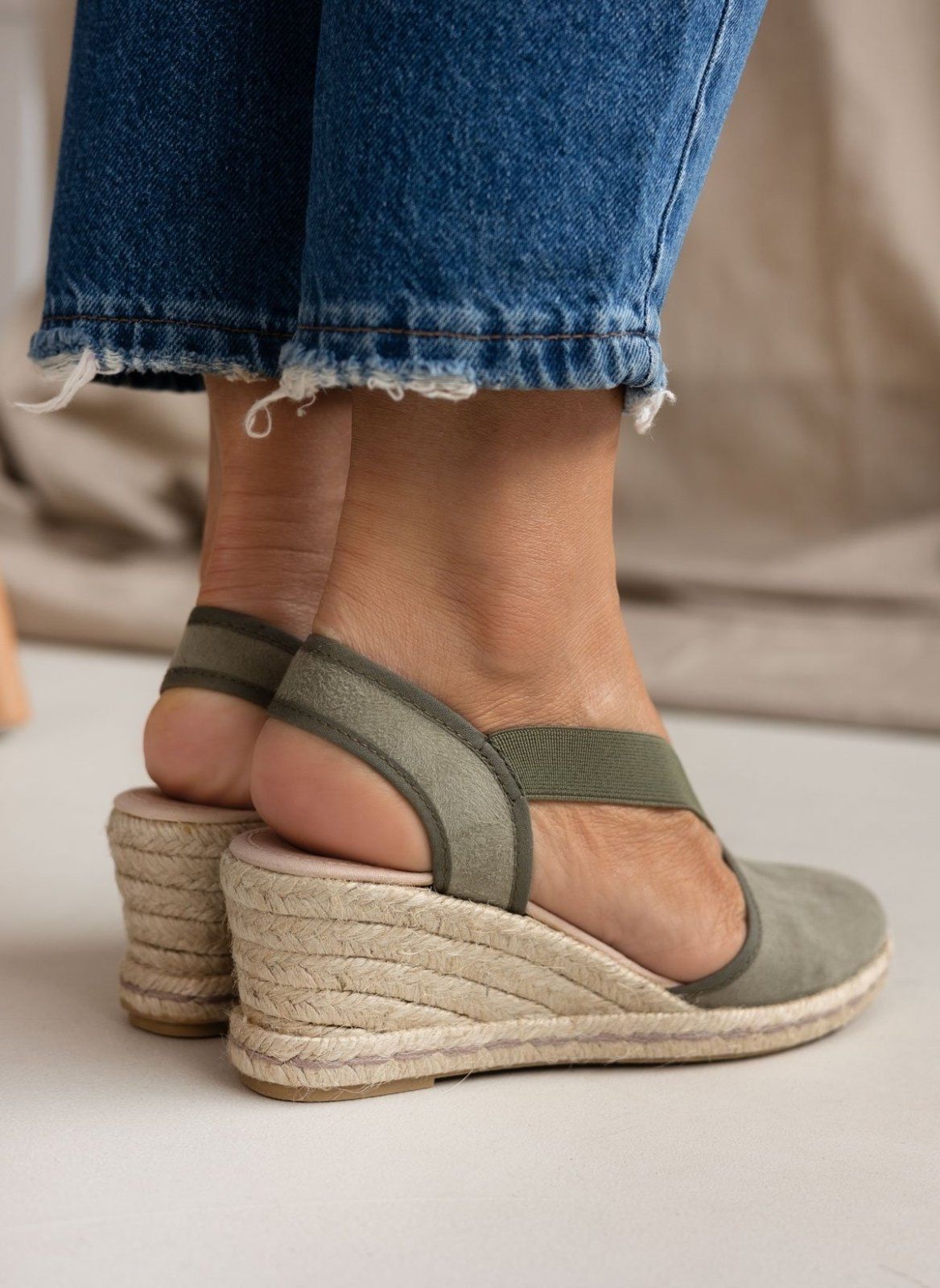 Εσπαντρίγιες platforms suede με λάστιχα - Χακί - thefashionproject.gr - Medies