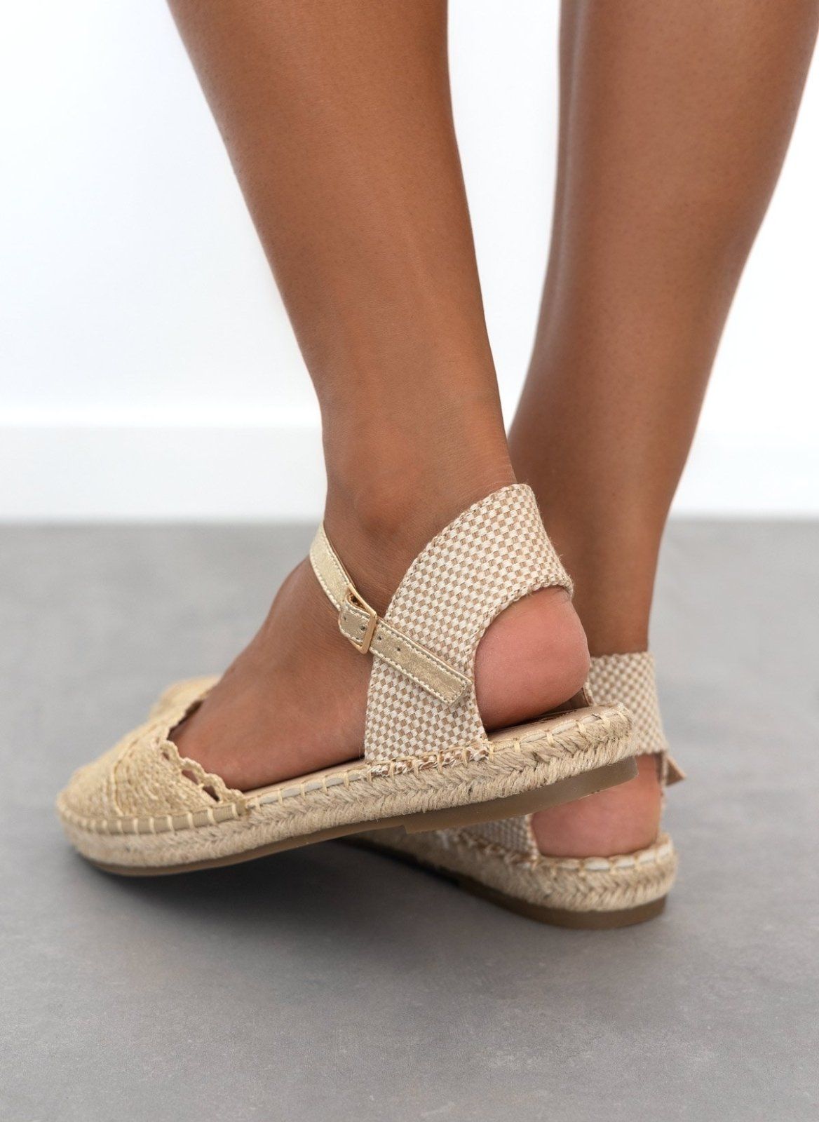 Εσπαντρίγιες πλεκτές με μπαρέτα Erynn - Χρυσό - thefashionproject.gr - ERYNN