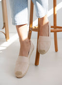 Εσπαντρίγιες suede με λάστιχο - Τάουπε - thefashionproject.gr - M PLUS