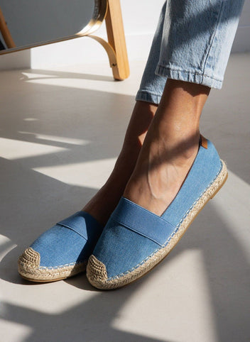 Εσπαντρίγιες τζιν με λάστιχο - Μπλε jean - thefashionproject.gr - M PLUS