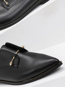 Μοκασίνια μυτερά με μεταλλικό στοιχείο Estil 