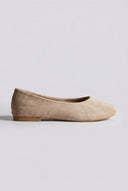 Ideal shoes - Flat Ballet Flats - Beige Suede