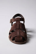 Ideal shoes - Flat Fisherman Sandals - Brown Suede