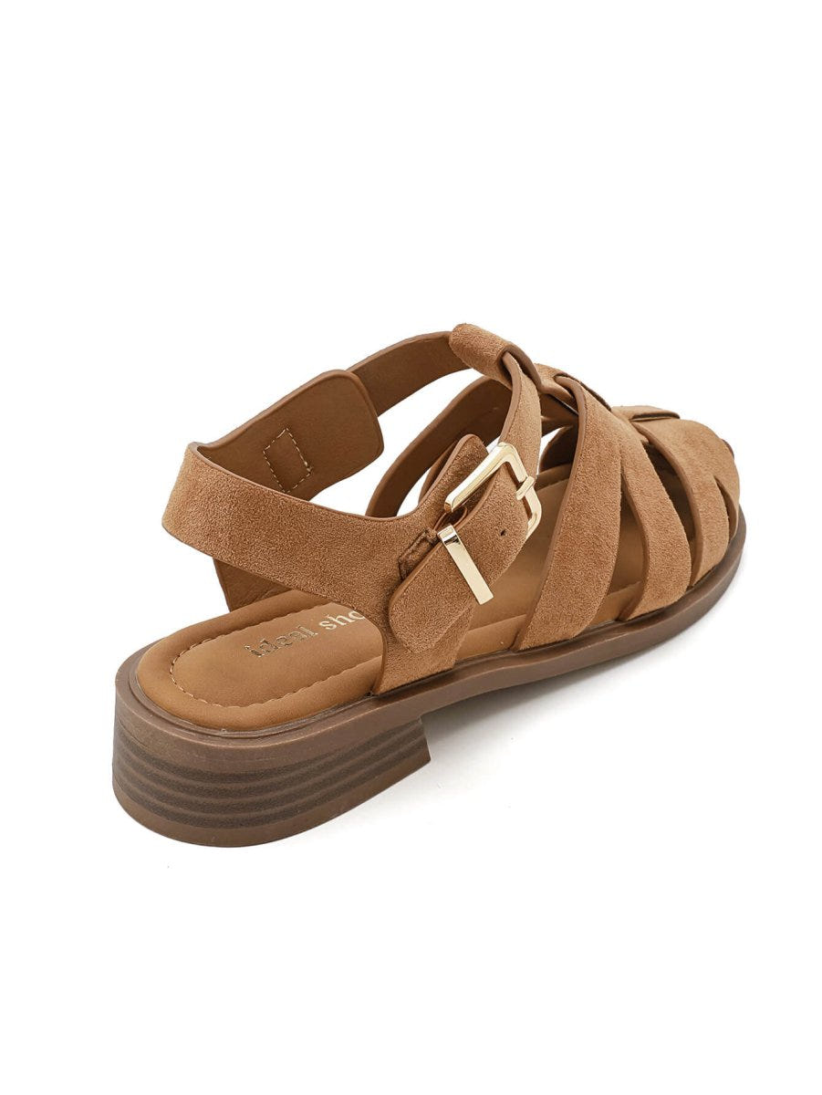 Ideal shoes - Flat Fisherman Sandals - Tan Suede
