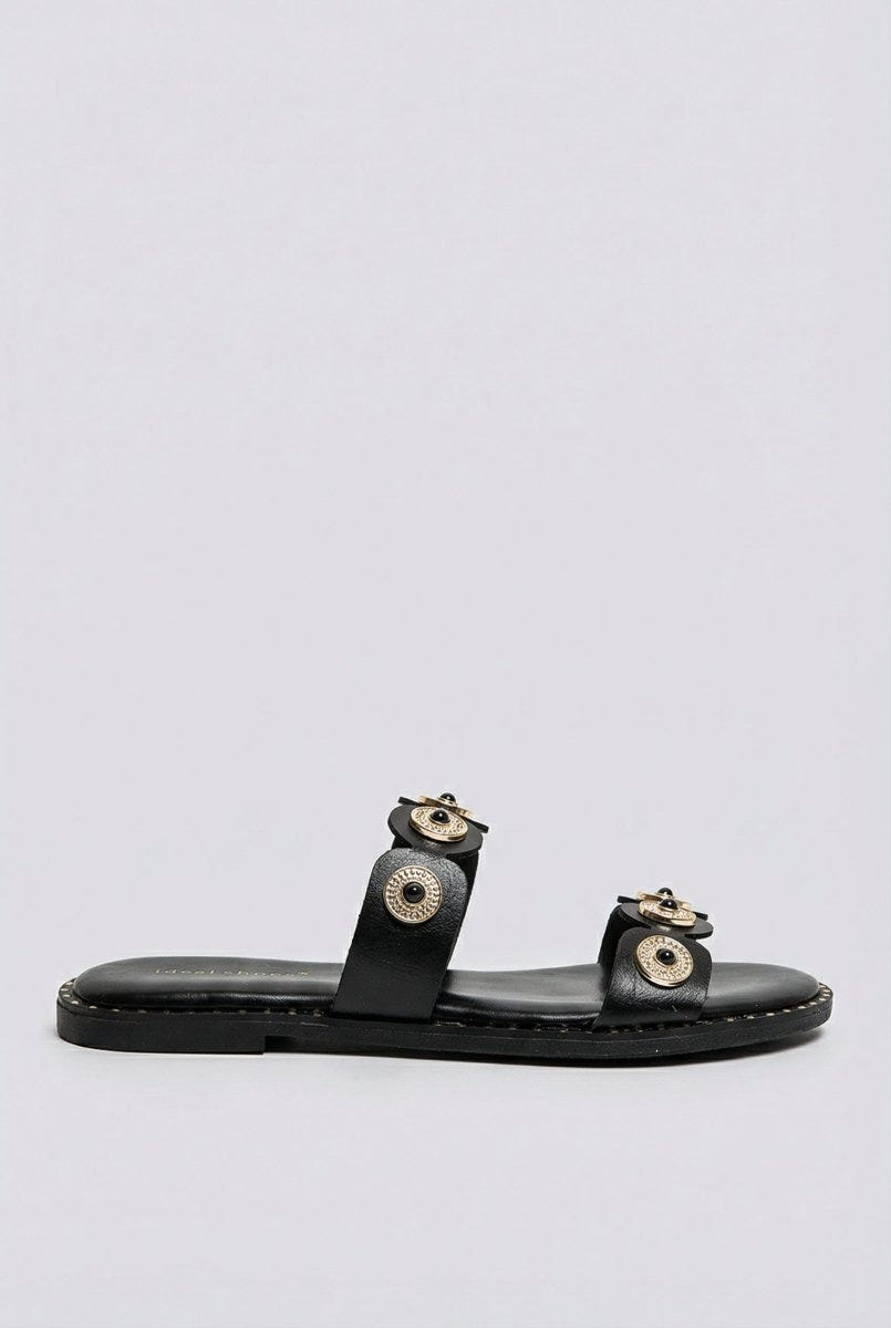 Ideal shoes - Flat Sandals Metallic Details - Black Matte