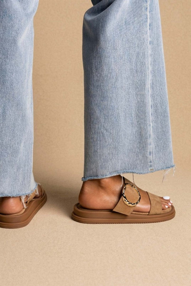Estil - Flatform Buckle Sandals - Beige Suede