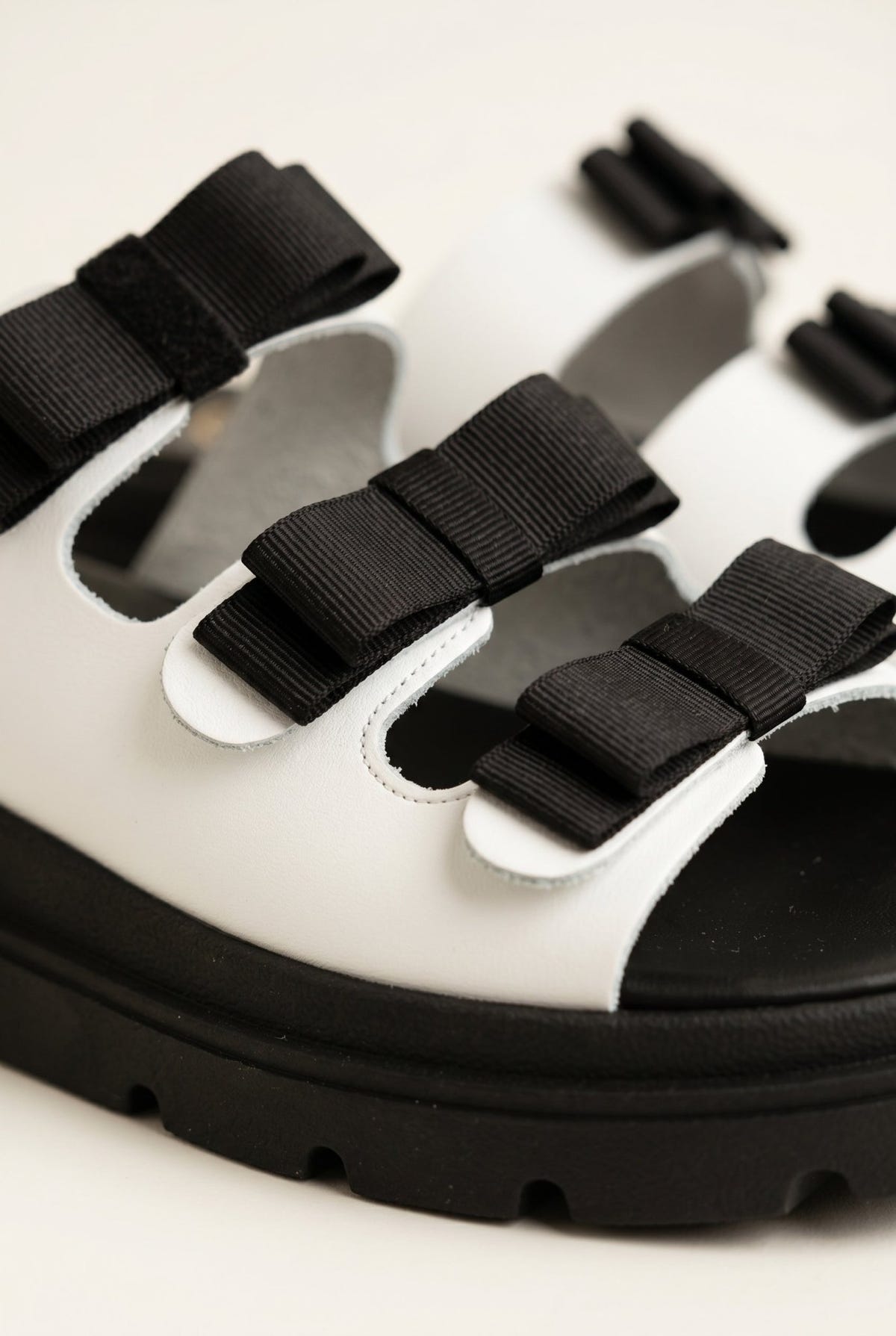 TFP - Flatform Sandals Bow Detail - White Matte