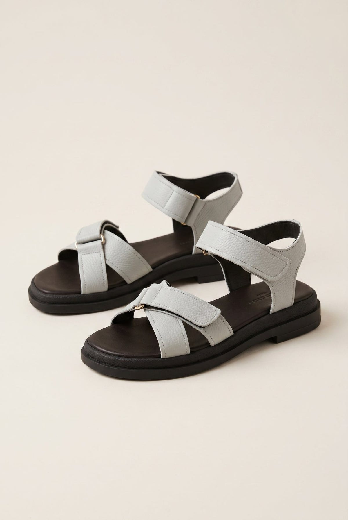 Mariella Fabiani - Flatform Sandals - Light Grey Matte