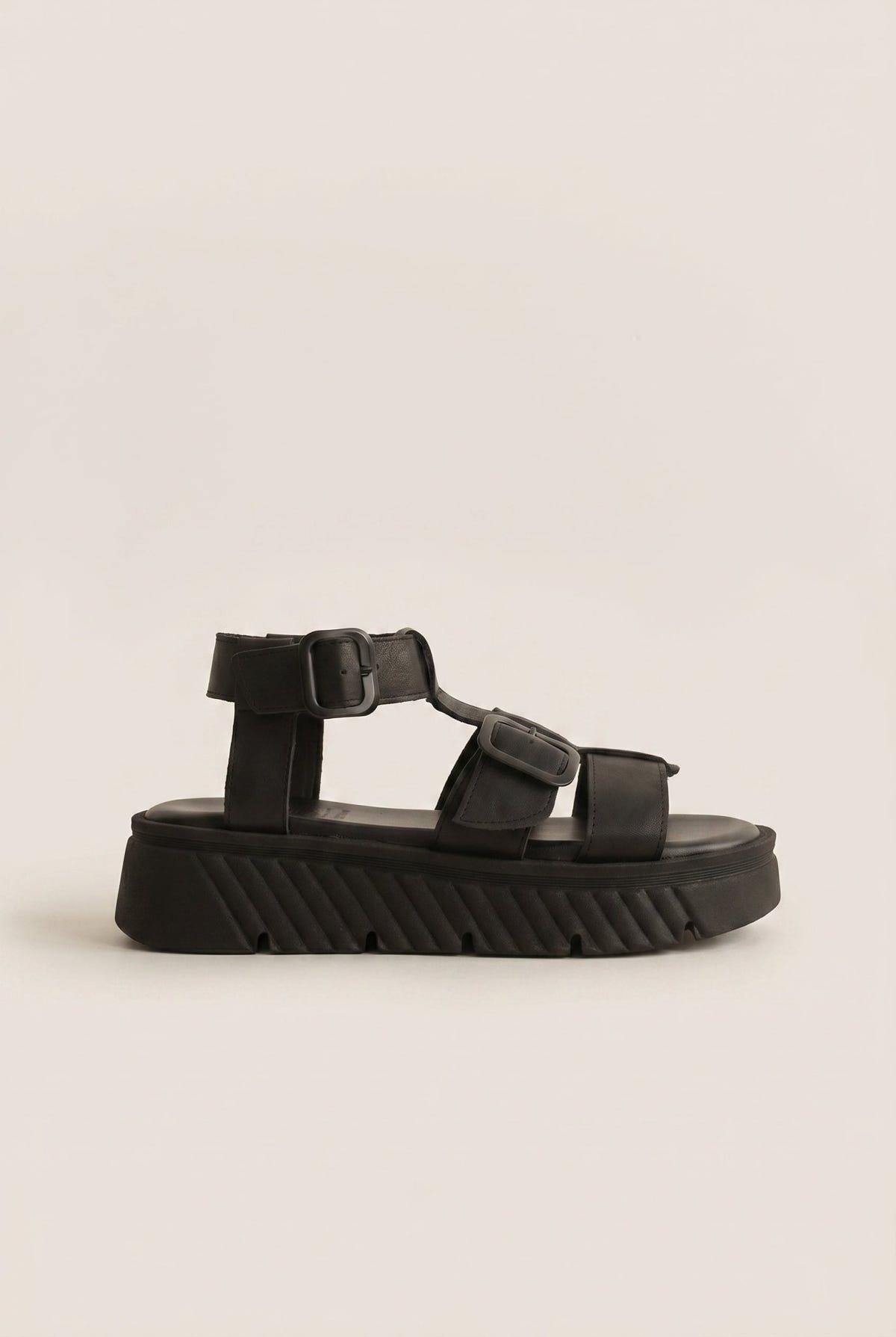 TFP - Flatform Sandals Side Buckle - Black Matte