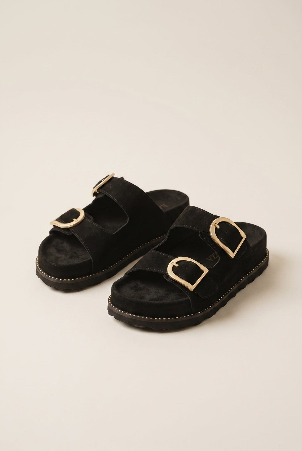 RAGAZZA - Flatform Sandals Statement Buckle - Black Suede