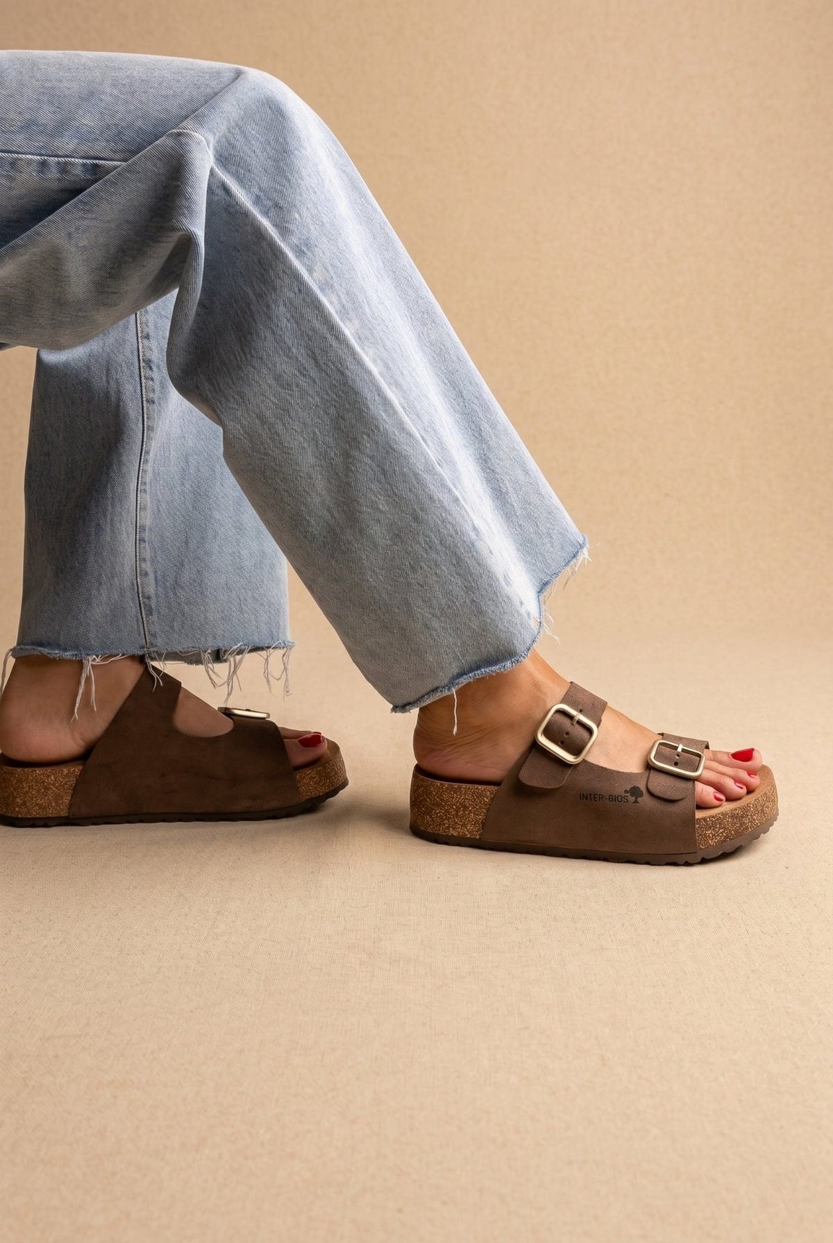 Inter - Bios - Flatform Sandals Wide Strap Buckle - Brown Suede