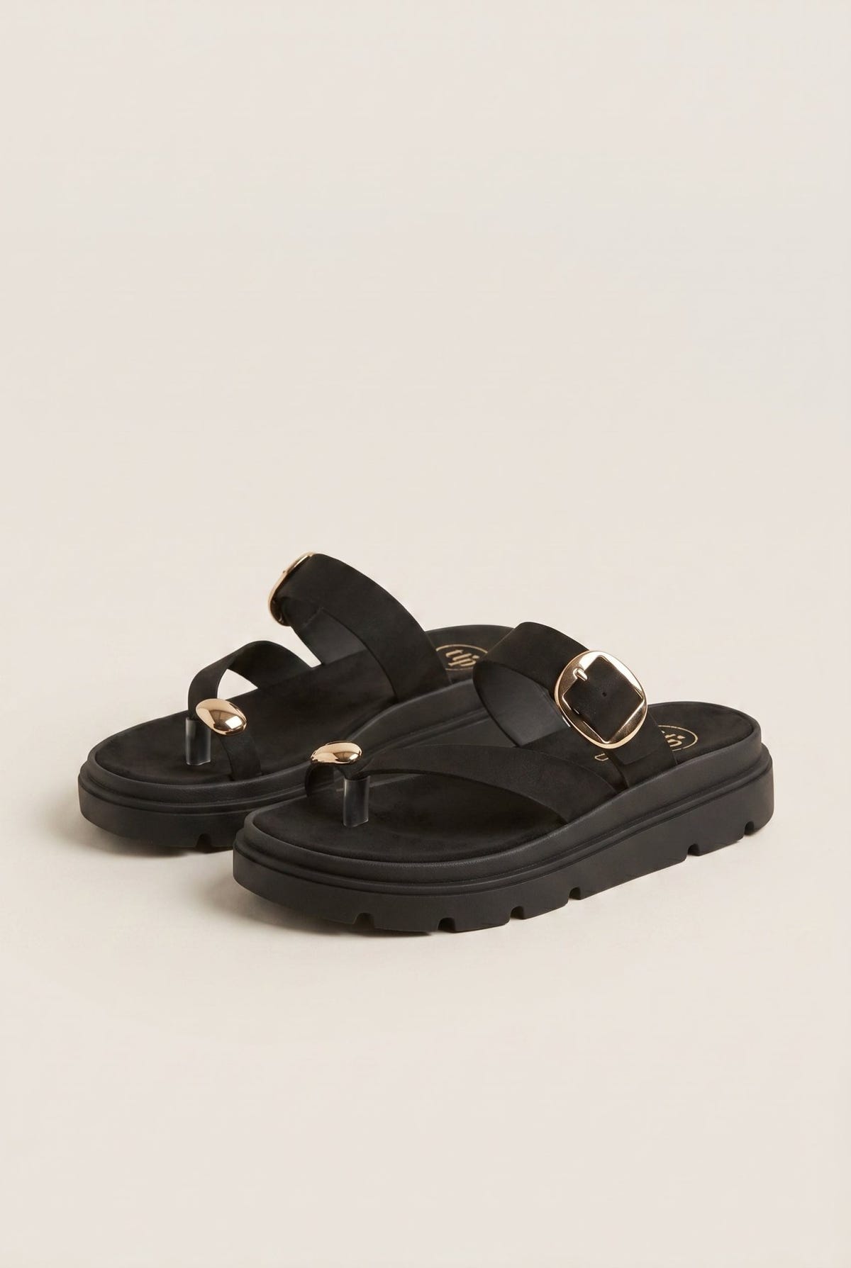 TFP - Flatform Toe Ring Sandals Buckle - Black