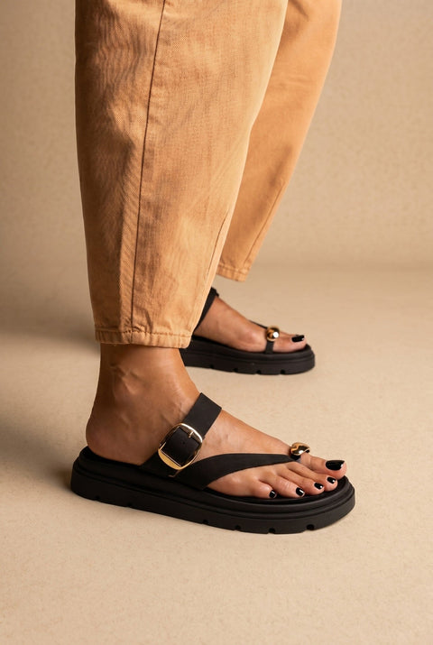 Flatform Toe Ring Sandals Buckle - Black