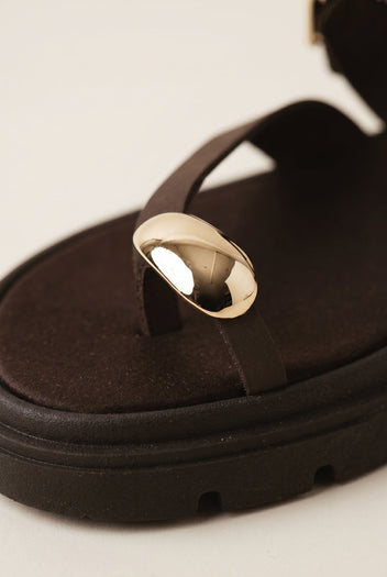 TFP - Flatform Toe Ring Sandals Buckle - Brown