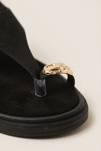TFP - Flatform Toe Ring Sandals T - Strap - Black