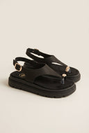 TFP - Flatform Toe Ring Sandals T - Strap - Black