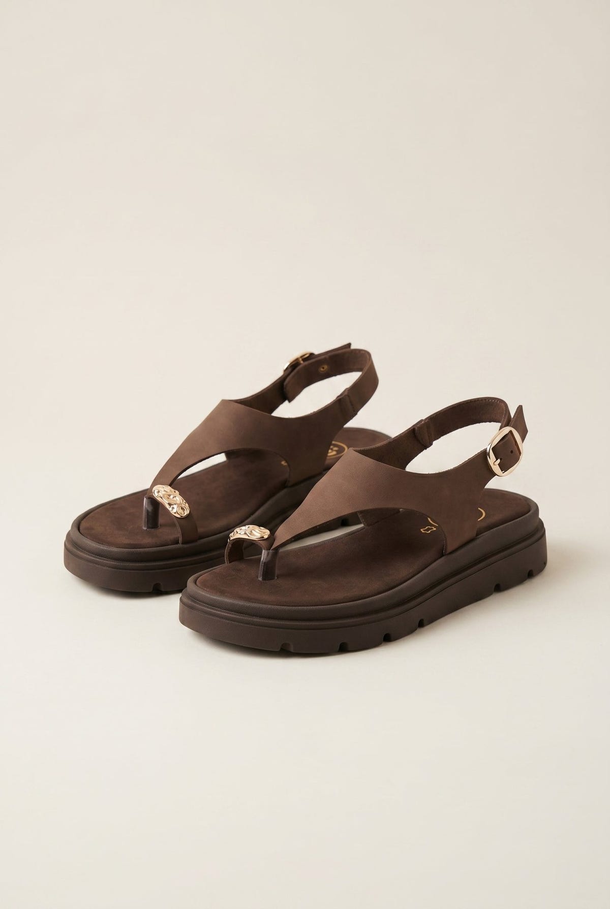 TFP - Flatform Toe Ring Sandals T - Strap - Brown