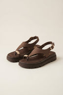 TFP - Flatform Toe Ring Sandals T - Strap - Brown