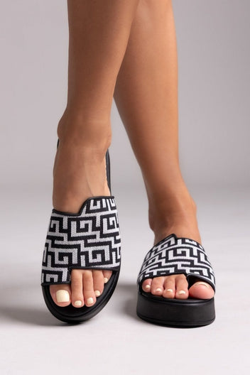 Flatforms ασύμμετρα σανδάλια με print - Μαύρο - thefashionproject.gr - MIRA