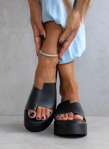 Flatforms δερμάτινα με άνιση φάσα estil - Μαύρο - thefashionproject.gr - Estil