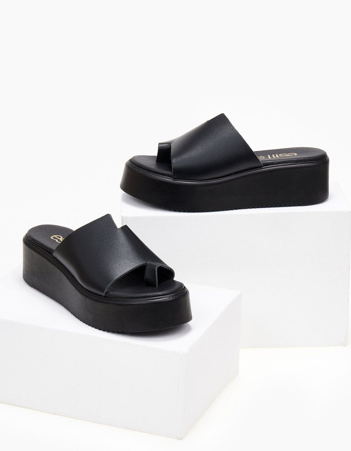 Flatforms δερμάτινα με άνιση φάσα estil - Μαύρο - thefashionproject.gr - Estil